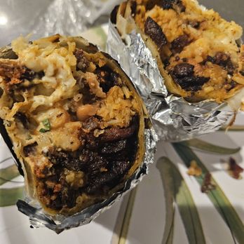 Tacos Catrina - SERVING BURNT PASTOR - Food Trucks Near Me - Stockton, California