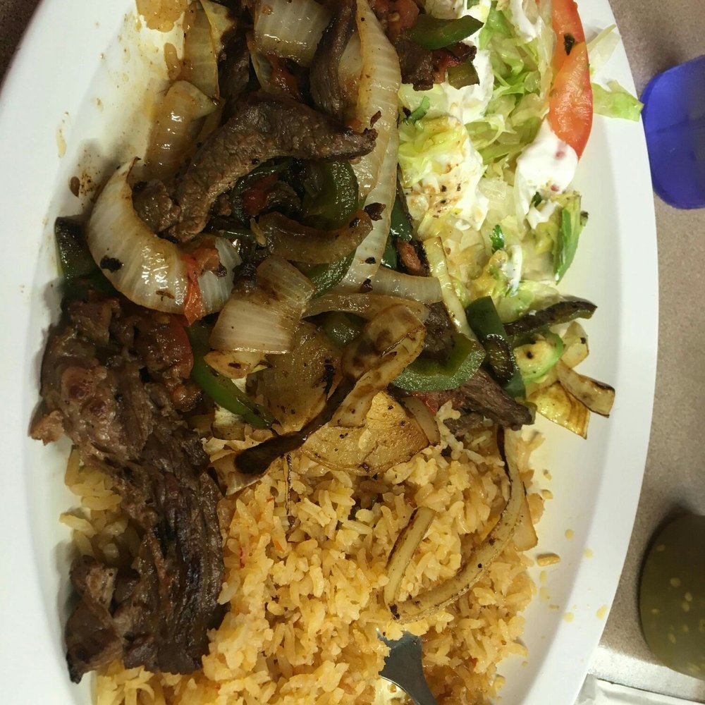 Tacos El Cuñado - Fajitas (Comes with 3 tortillas) - Mexican Near Me - Grand Rapids, Michigan