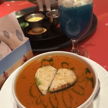 Netflix Bites - American Near Me - Las Vegas, Nevada Netflix Bites - American Near Me - Las Vegas, Nevada