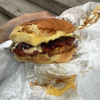 Kasama - Longanisa breakfast sandwich with hashbrown - Filipino Near Me - Chicago, Illinois Kasama - Longanisa breakfast sandwich with hashbrown - Filipino Near Me - Chicago, Illinois