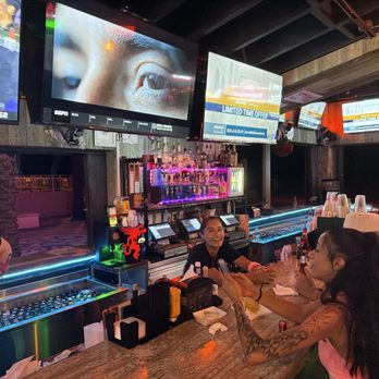 Nick's Bar & Grill - Bars Near Me - Hollywood, Florida