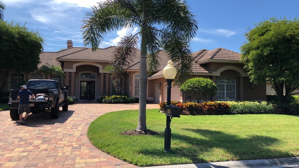 Slide of Roof Smart Pro