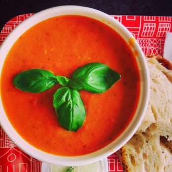 Soup Du Jour - Supergod tomatsoppa med en pestocremefraiche! Yummie! - Soup Near Me - Stockholm, Alberta Soup Du Jour - Supergod tomatsoppa med en pestocremefraiche! Yummie! - Soup Near Me - Stockholm, Alberta
