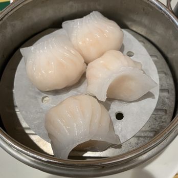 Tim Ho Wan - S6. Steamed Shrimp Dumplings (HAR Gow) - Dim Sum Near Me - Irvine, California Tim Ho Wan - S6. Steamed Shrimp Dumplings (HAR Gow) - Dim Sum Near Me - Irvine, California