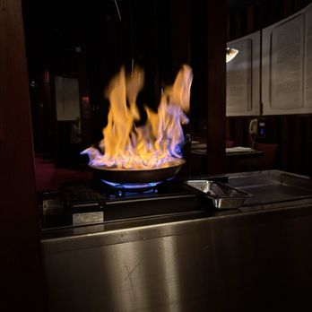 Harry Waugh Dessert Room - Bananas foster flambe - Desserts Near Me - Tampa, Florida