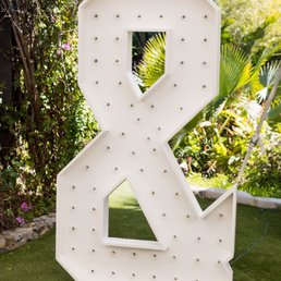 Ampersand photo opp Ampersand photo opp