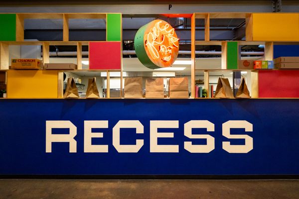 Recess (Krog Street) by null