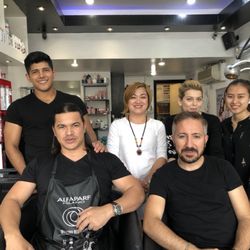 Charming Hair and Beauty Salon - Great team !