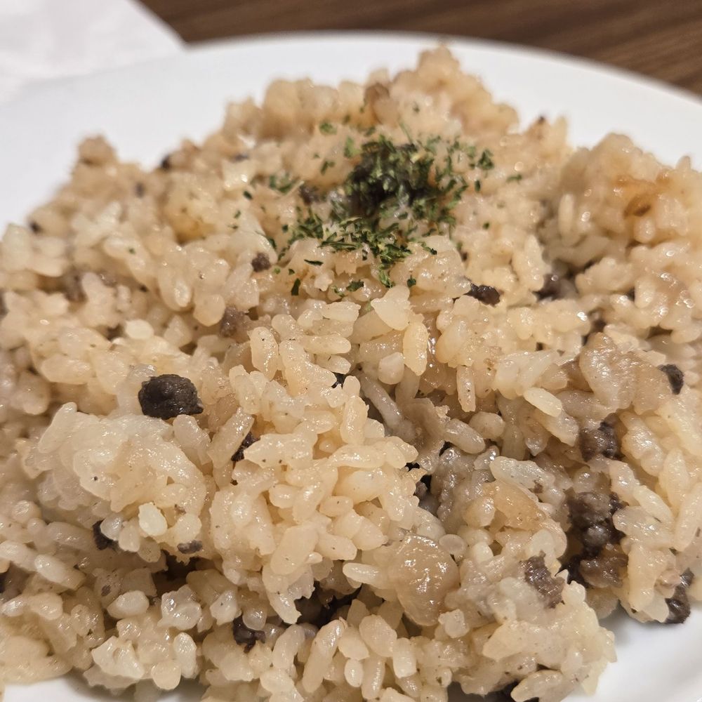 Marujuu - Garlic fried rice - Japanese Near Me - Honolulu, Hawaii Marujuu - Garlic fried rice - Japanese Near Me - Honolulu, Hawaii