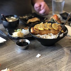 Moriki Sushi - Grilled Salmon Lunch Bento Box