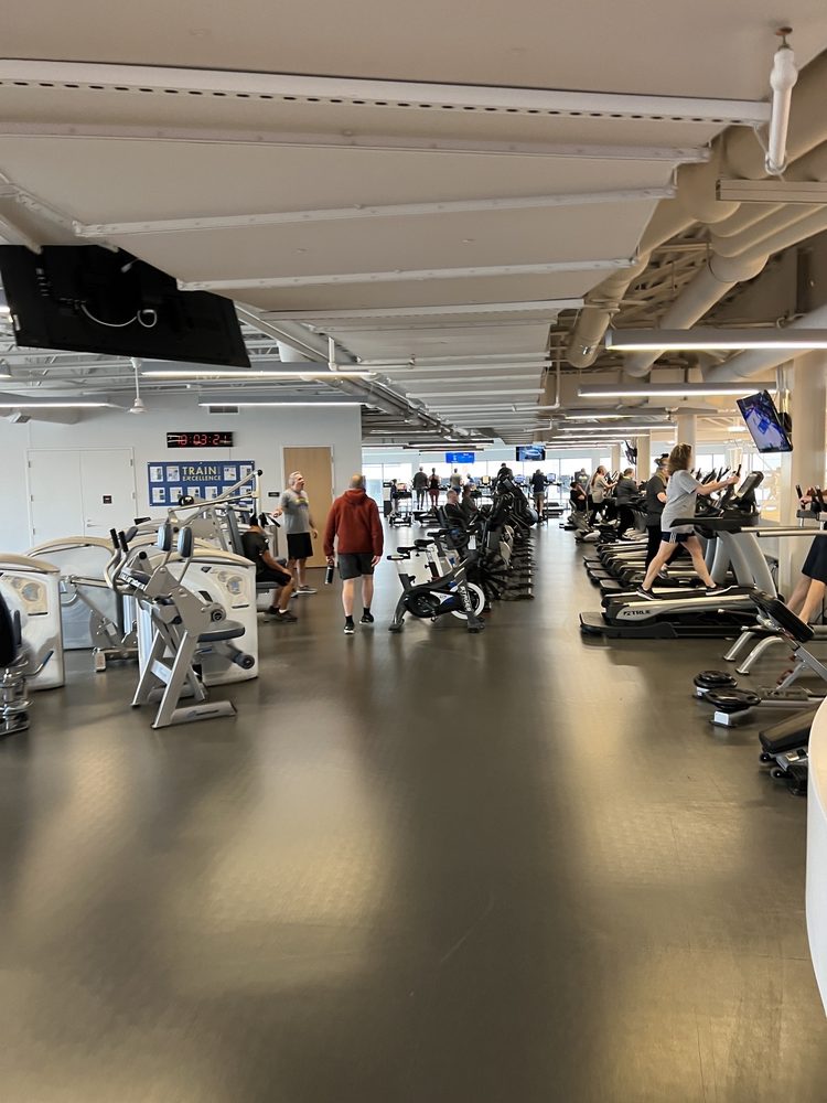 LENEXA REC CENTER Updated September 2024 17 Photos & 21 Reviews