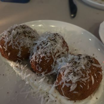 Café Zuzu - Cafes Near Me - Toronto, Ontario