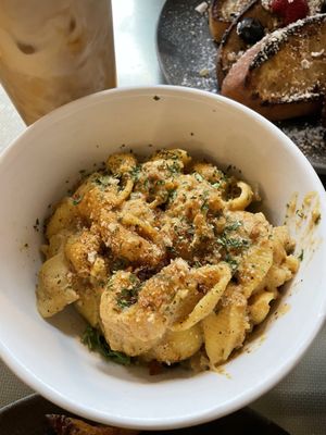 Aunts et Uncles by null