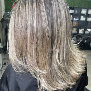 Salon Style Brazil - lights - Waxing Near Me - Boca Raton, Florida Salon Style Brazil - lights - Waxing Near Me - Boca Raton, Florida
