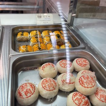 Hanson's Pastry - Dim Sum Near Me - Milpitas, California