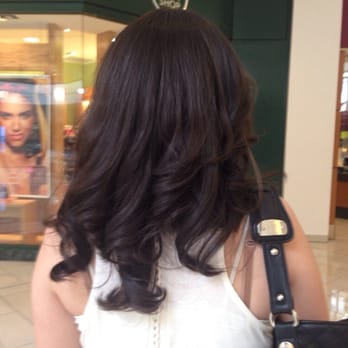 La Salon - My BFF got loose curls from Vivee - Skin Care Near Me - Glendale, California La Salon - My BFF got loose curls from Vivee - Skin Care Near Me - Glendale, California