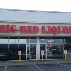 Big Red Liquors - exterior shares a common parking lot