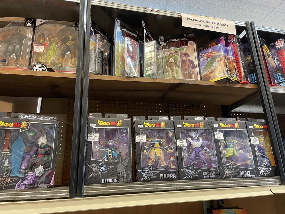 LEE’S TOY & HOBBY Updated September 2024 18 Reviews 935