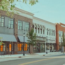 Cumming City Center - Cumming City Center It's Foco central ;)