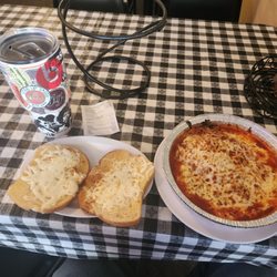 Vincenzo's Pizza - Dinner serving
