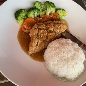 Lemongrass Thai Eatery - Thai Near Me - Dallas, Texas Lemongrass Thai Eatery - Thai Near Me - Dallas, Texas