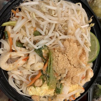 Blue Fish - Pad Thai (Chicken) - Japanese Near Me - Ocean City, Maryland
