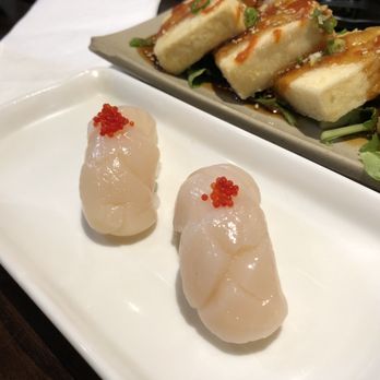 Momo Sushi - Sushi Bars Near Me - Vancouver, British Columbia