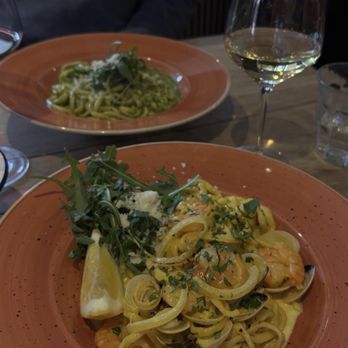 Rafaels Pizzeria - Fettuccine Nere 23,42€ und  Fettuccine di Pistacchi 19,50€ - Italian Near Me - Kolding, 83