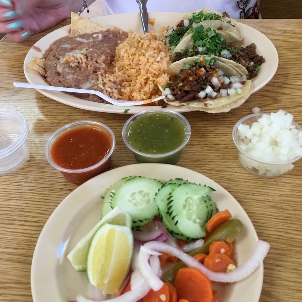 Tacos Suaves de Carne Asada