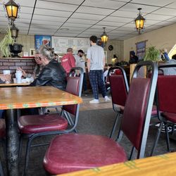 Taco Casita - Anticipate a slight wait during noon lunch. But it's still not that long. They'll holler your order number when it's ready.