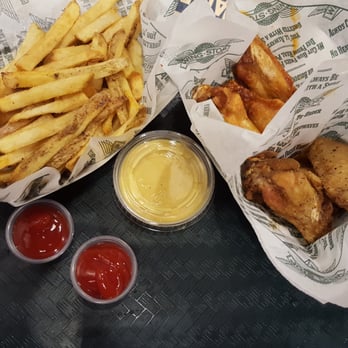 Wingstop - The 6 wings with 2 flavors of your choice, one dip and a drink... can't forget the ketchup for the fries - Chicken Wings Near Me - Chesapeake, Virginia