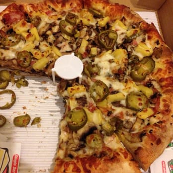 Seniore's Pizza - Medium Tijuana (hold the pepperoni--substitute mushrooms) - Pizza Near Me - Berkeley, California