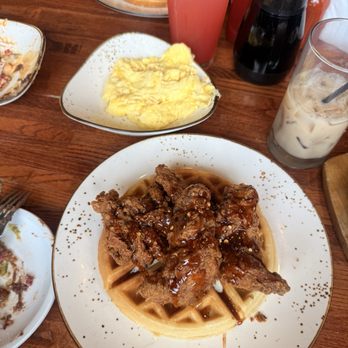 Avenue Brunch House - Hot honey Chicken & Waffles - Breakfast & Brunch Near Me - Dearborn, Michigan Avenue Brunch House - Hot honey Chicken & Waffles - Breakfast & Brunch Near Me - Dearborn, Michigan