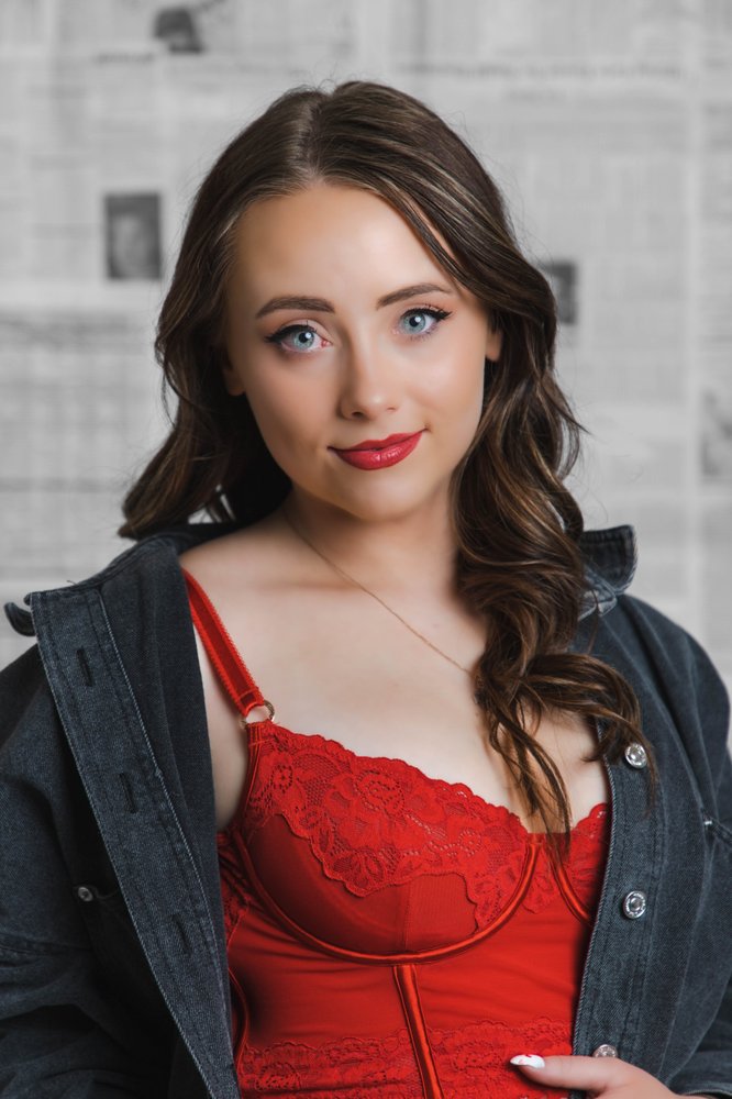 HAILEY SHEA PHOTOS - Updated April 2024 - 10 Photos - Boise, Idaho - Boudoir Photography - Phone