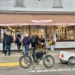 Ryba's Fudge Shops - Ryba's Fudge Shop