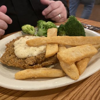 Cracker Barrel Old Country Store - Chicken fried steak - American Near Me - Waycross, Georgia