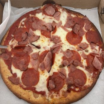 New York Pizza - Gluten free pep and ham - Pizza Near Me - Cocoa Beach, Florida New York Pizza - Gluten free pep and ham - Pizza Near Me - Cocoa Beach, Florida