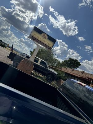 Dos Cabezas WineWorks by null