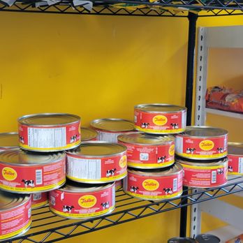 Island Basket - Cheese - Grocery Near Me - Greenacres, Florida