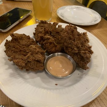 Burgh'ers Brewing - Pickle brined chicken - Burgers Near Me - Pittsburgh, Pennsylvania Burgh'ers Brewing - Pickle brined chicken - Burgers Near Me - Pittsburgh, Pennsylvania