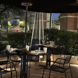 Izumi Japanese Sushi & Grill - Dirty un-bussed tables