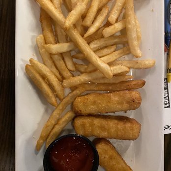 Cinco De Mayo - Kentlands - Kids Mozzarella sticks and fries - Mexican Near Me - Gaithersburg, Maryland Cinco De Mayo - Kentlands - Kids Mozzarella sticks and fries - Mexican Near Me - Gaithersburg, Maryland