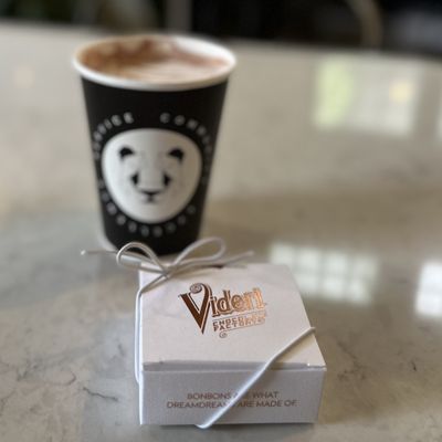 Videri Chocolate Factory - Chocolate Bean to Bar by null