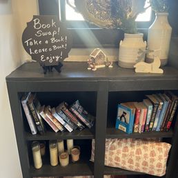 Book shelf also they have one of the other side with games! Book shelf also they have one of the other side with games!