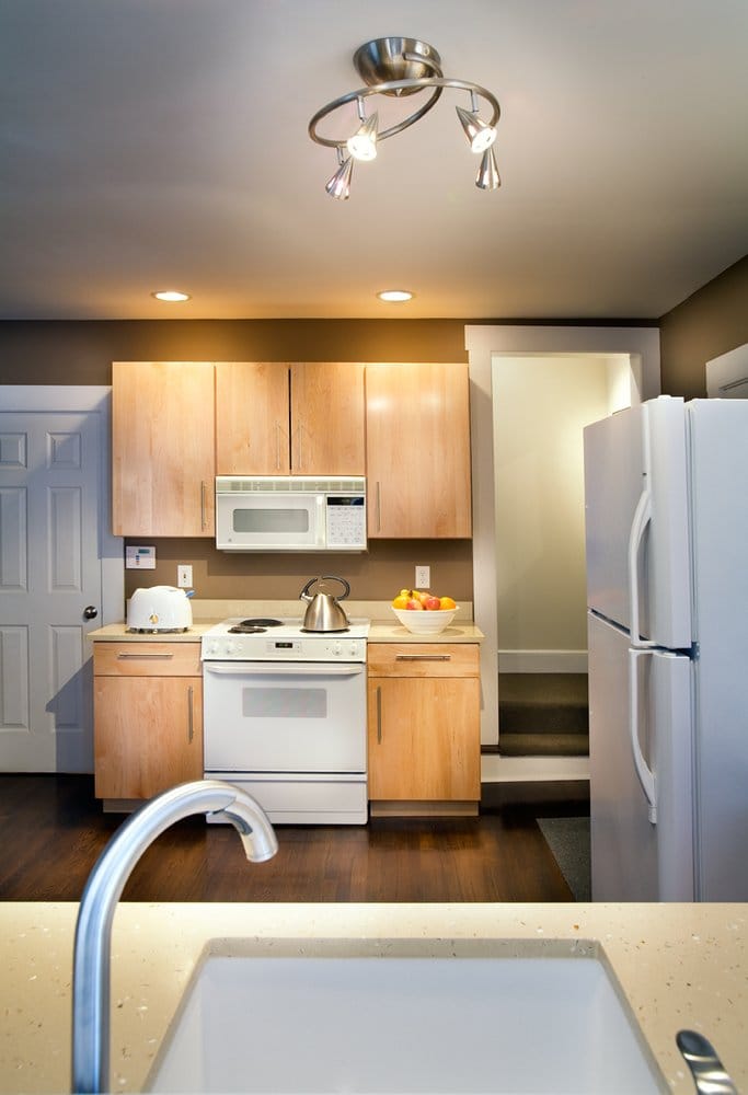 GERMAN VILLAGE GUEST HOUSE Updated September 2024 52 Photos & 19