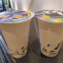 Tealive - Caramel jelly roasted oolong milk tea (no ice, no sugar). $7.69 BOGO (buy one get one free) on UberEats. So creamy and delicious.