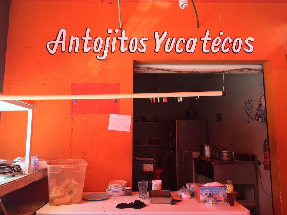 Antojitos yucatecos