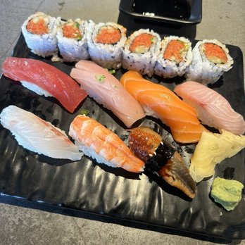 Rakuya - Lunch sushi assortment (spicy tuna subbed for CA roll) - Sushi Bars Near Me - Washington, DC, District of Columbia