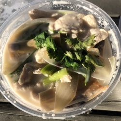 Healy Thai Food - Coconut lemongrass soup with chicken