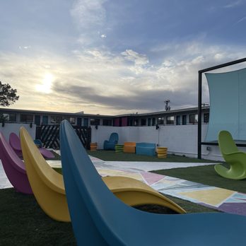 Hotel Zazz - Hotels Near Me - Albuquerque, New Mexico